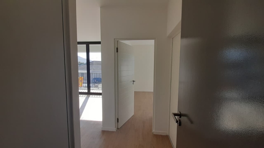 2 Bedroom Property for Sale in Claremont Western Cape